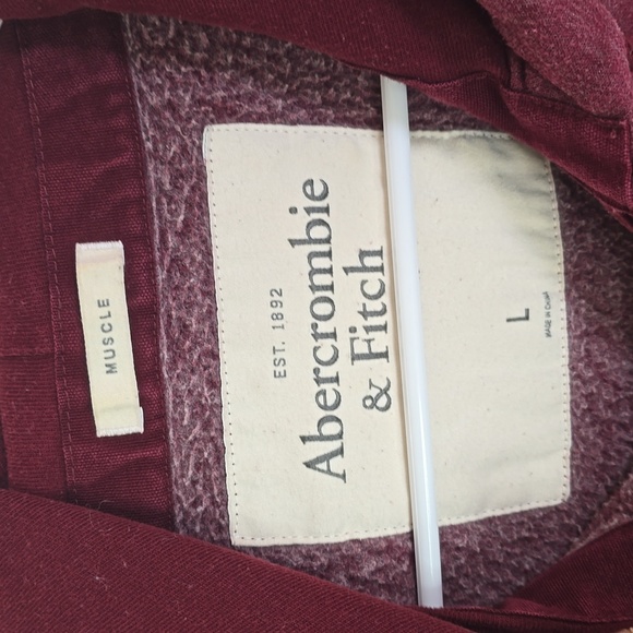 Abercrombie & Fitch Muscle  Maroon Hoodie Zip-Up Closure Distressed Size Large - Picture 4 of 8
